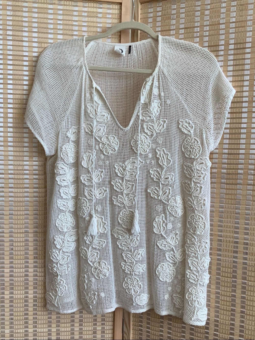Anthropologie Cream Crocheted Floral Knit Top L